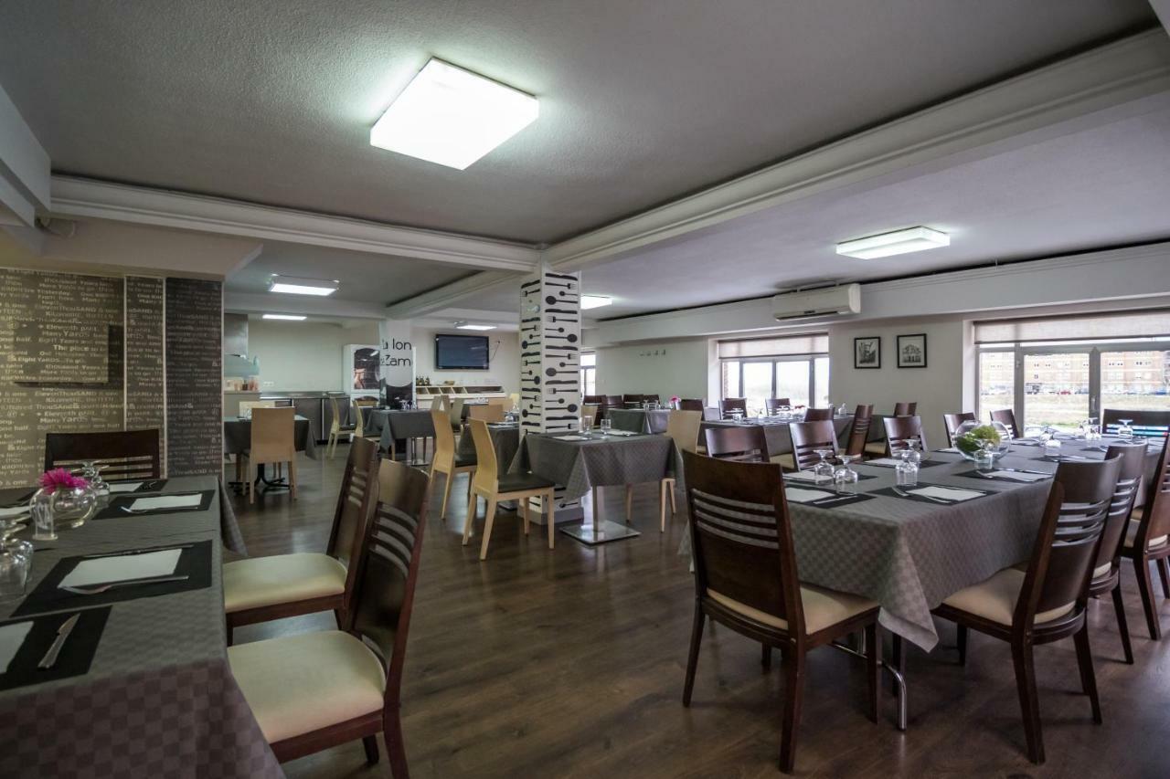 Pension Oasis サモラ エクステリア 写真